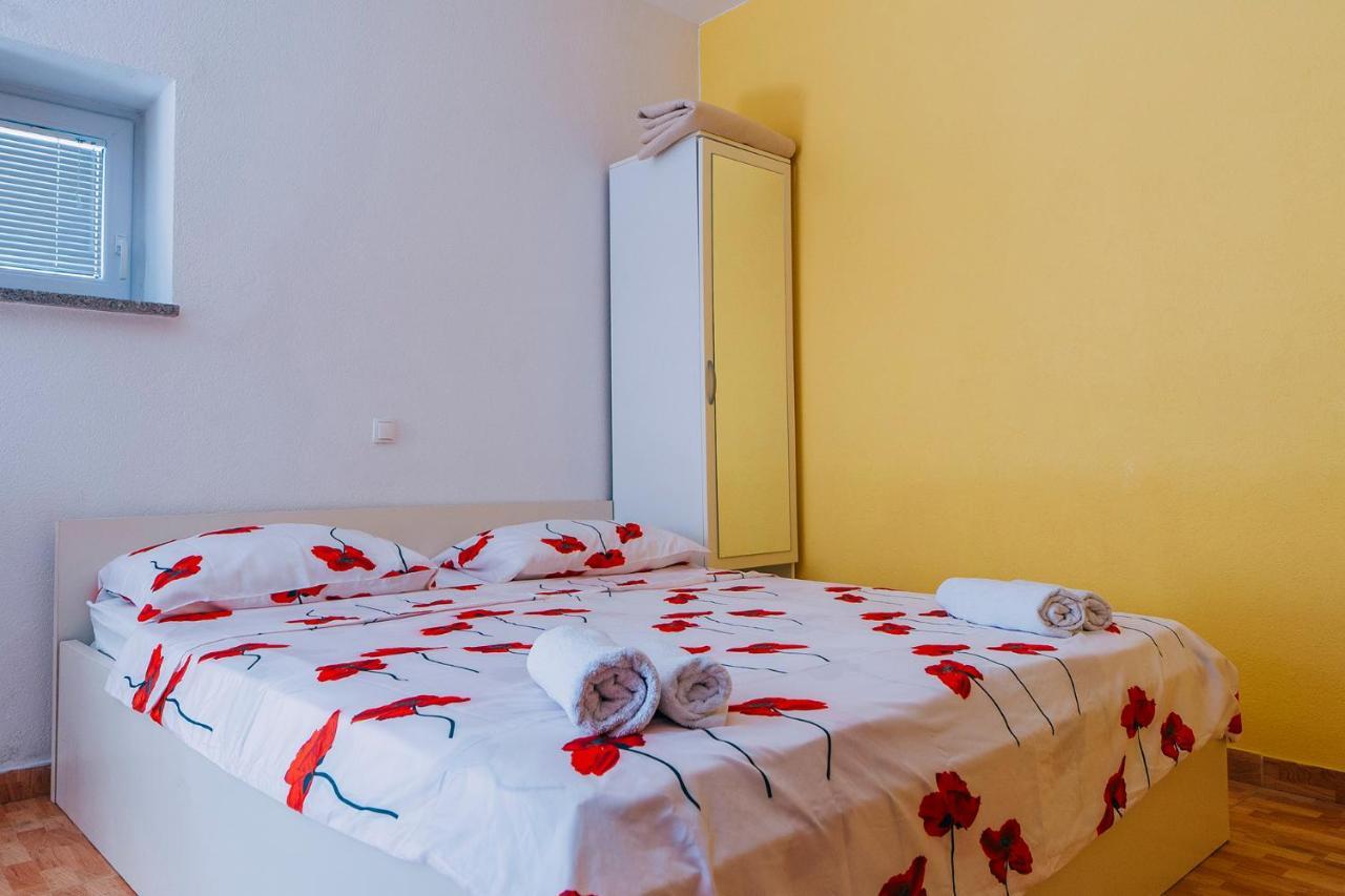 Apartments Luxur Center Baška Voda Eksteriør bilde