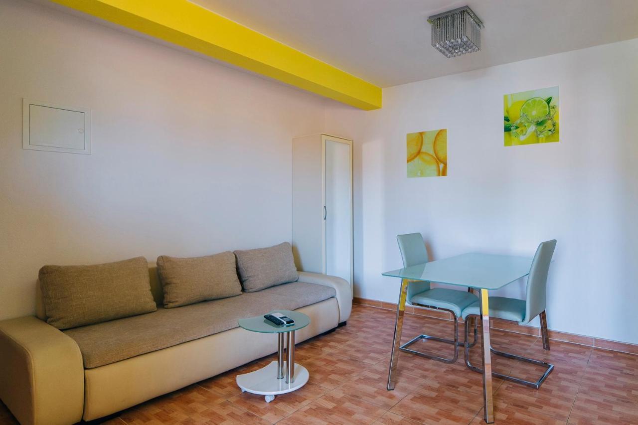 Apartments Luxur Center Baška Voda Eksteriør bilde