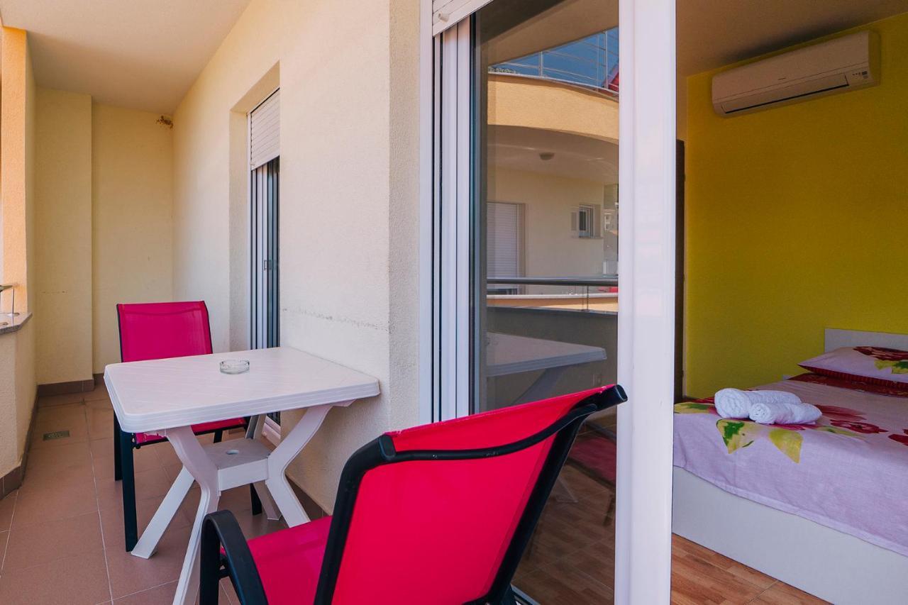 Apartments Luxur Center Baška Voda Eksteriør bilde