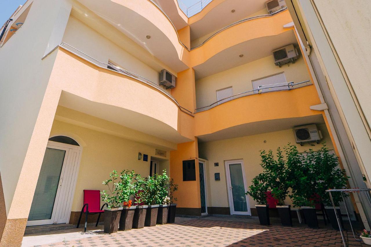 Apartments Luxur Center Baška Voda Eksteriør bilde