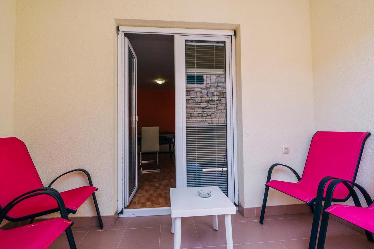 Apartments Luxur Center Baška Voda Eksteriør bilde