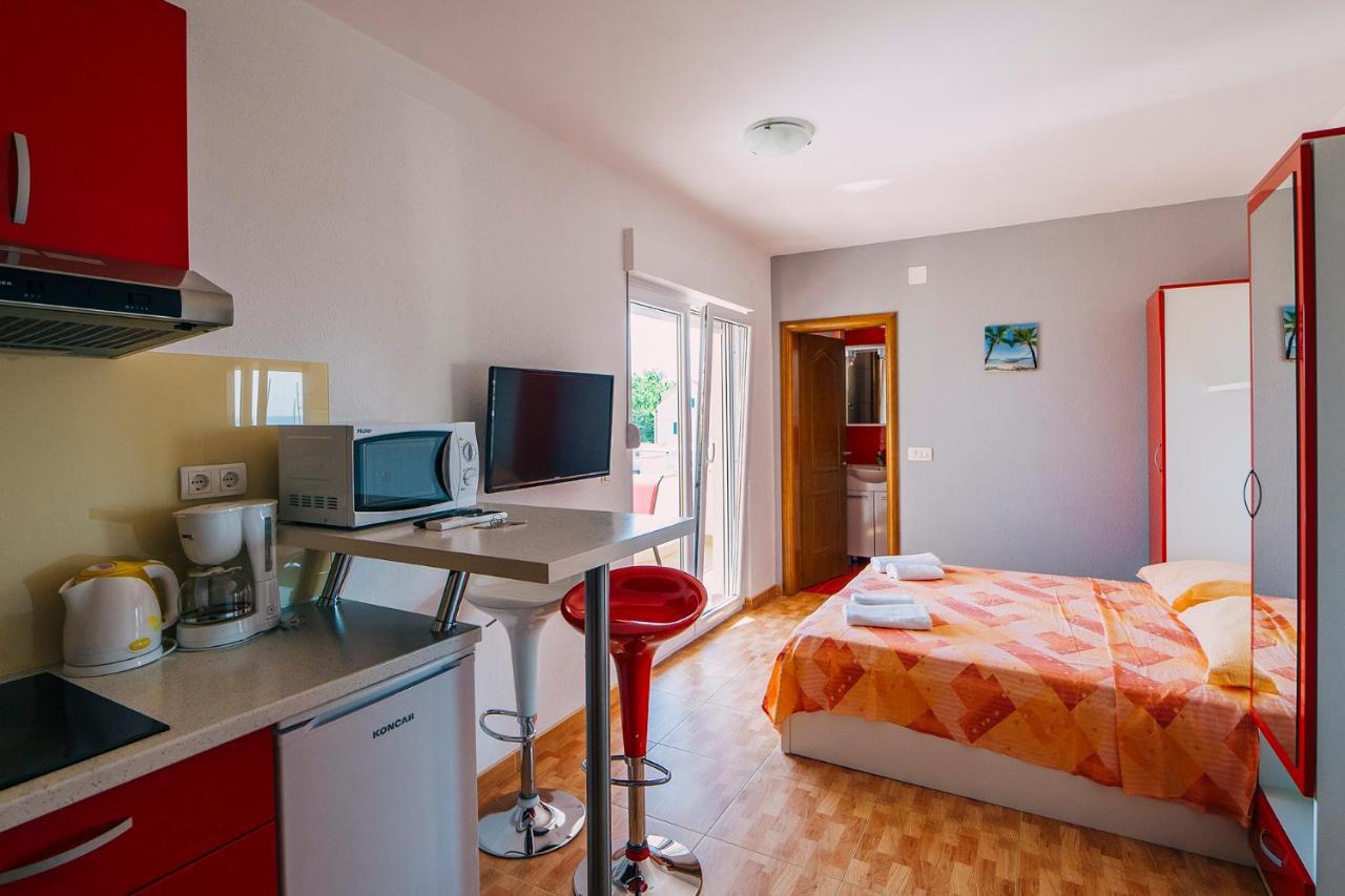 Apartments Luxur Center Baška Voda Eksteriør bilde