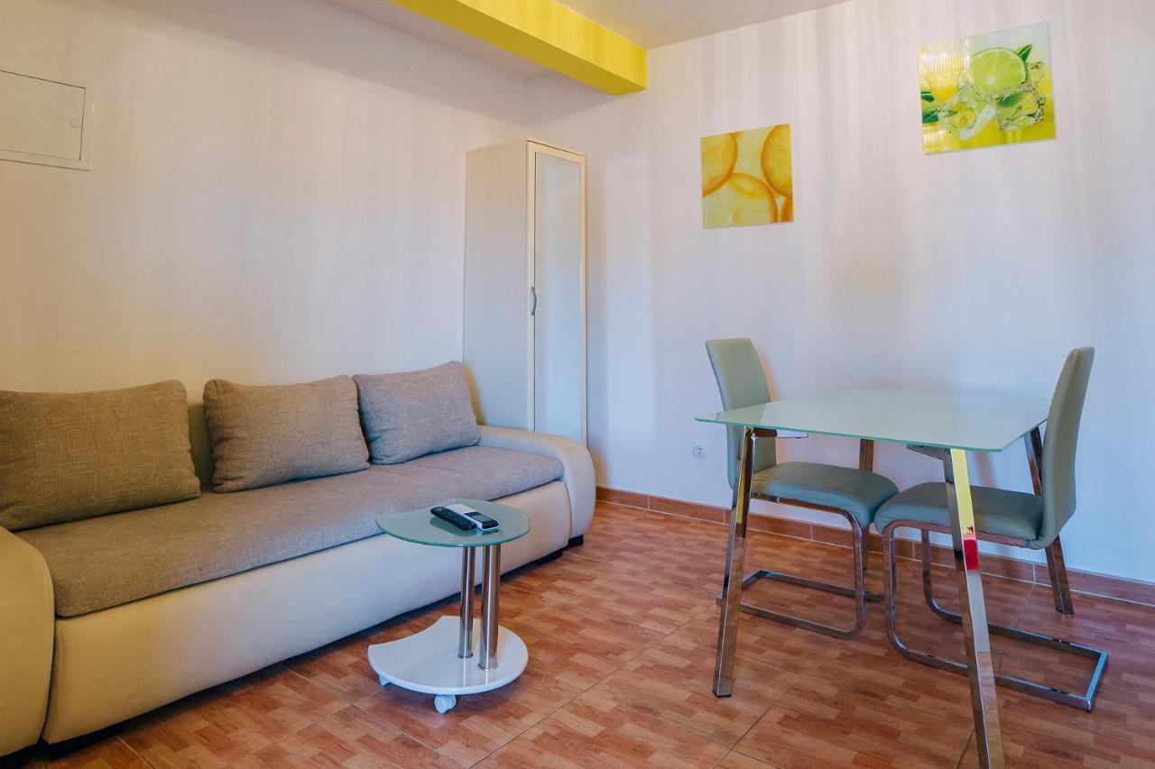 Apartments Luxur Center Baška Voda Eksteriør bilde